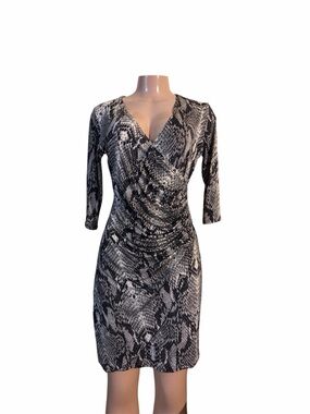 Mare blu by Saint Tropez Women's Black & White Snake Print Wrap Dress
